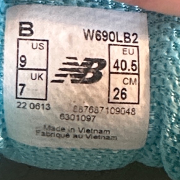 New Balance Bright Yellow and Light Blue Women's Sneakers - Picture 4 of 13